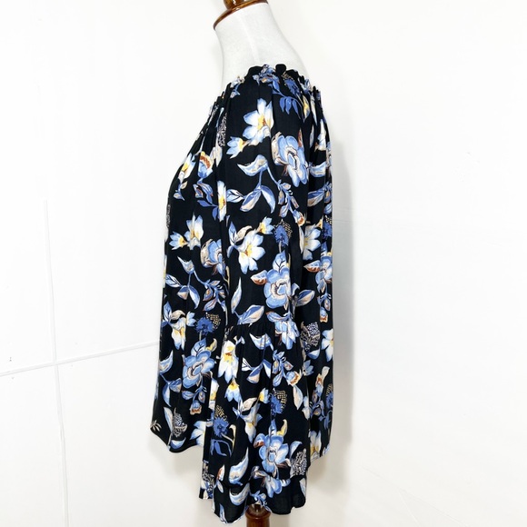 SOLD-WHBM Black Blue White Floral Print Off The Shoulder Bell Sleeve Peasant Top - Picture 5 of 8